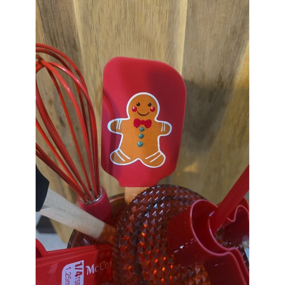 Gingerbread Gift Set Sparkle Tumbler Cookie Making